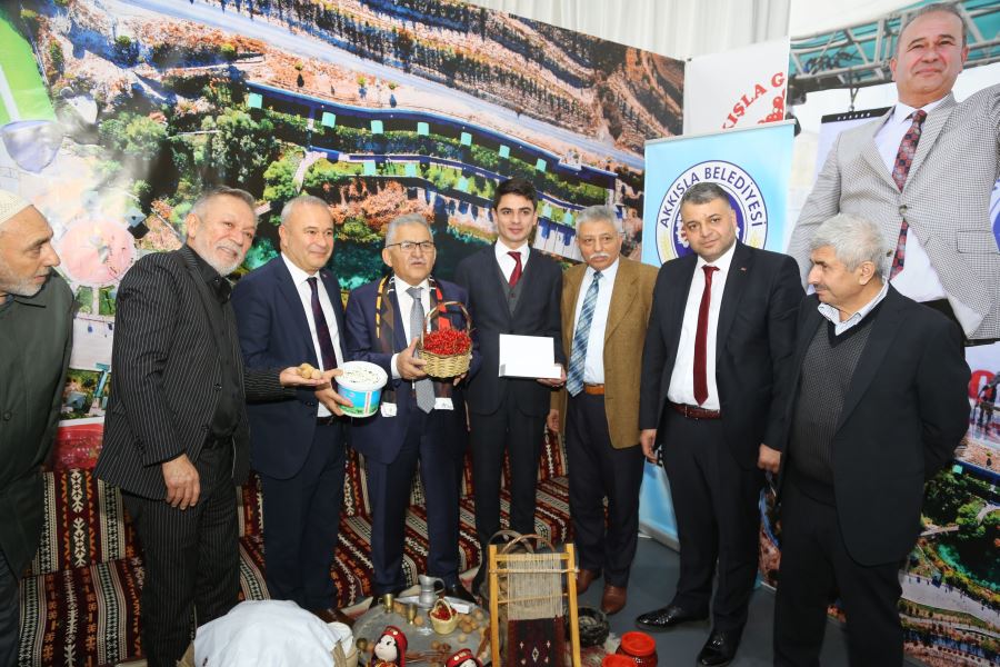 BÜYÜKKILIÇ, İSTANBUL'DA KAYSERİLİLERLE BULUŞTU