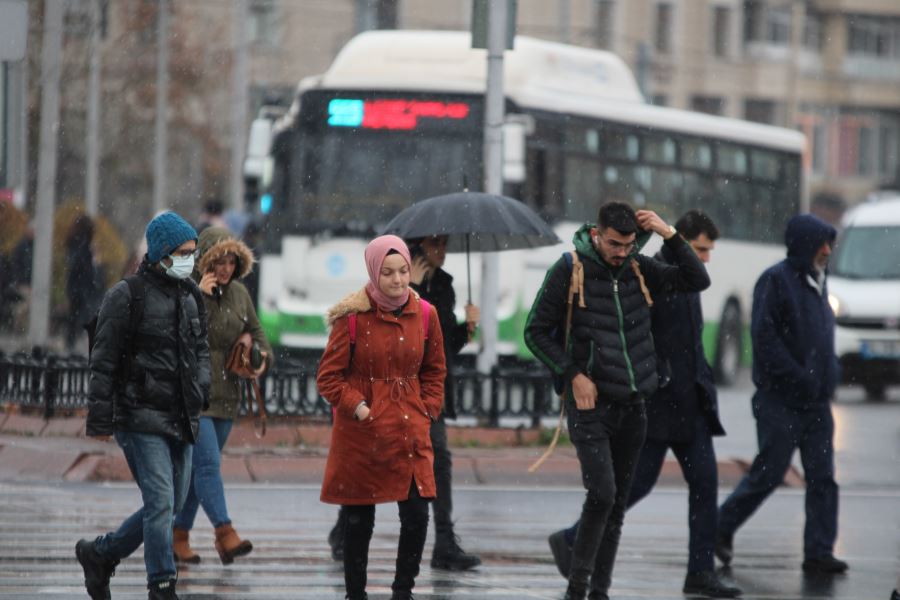 MEVSİMİN İLK YARI KARI YAĞDI