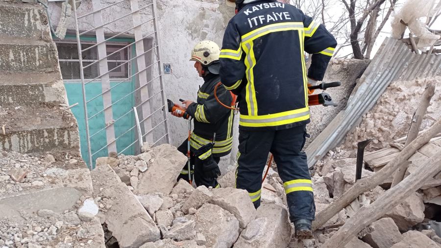 TÜP PATLADI: 1 ÖLÜ, 2 YARALI