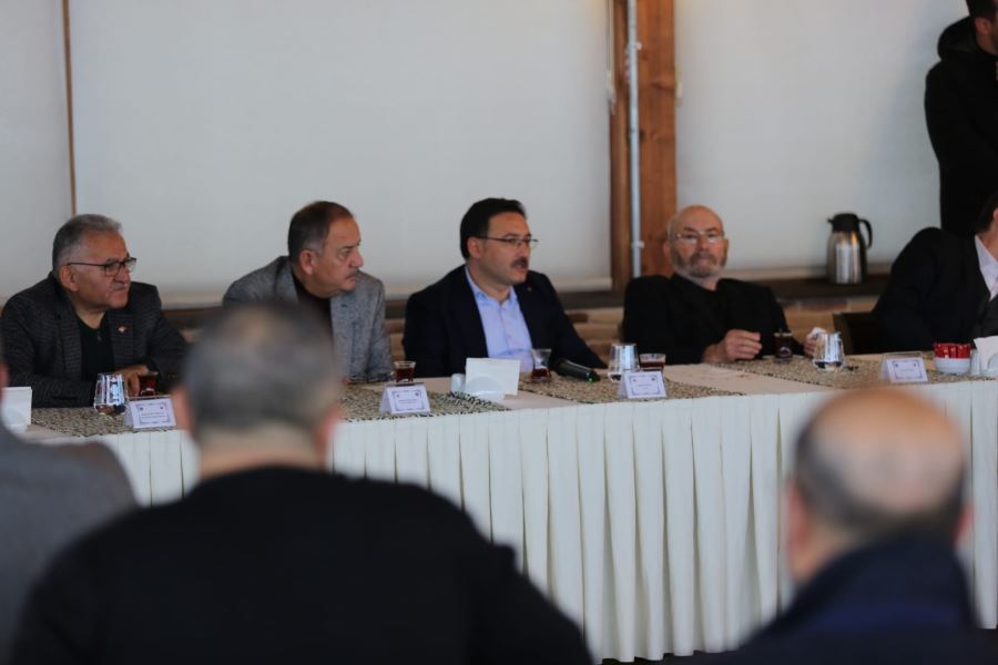 UYUŞTURUCUYA KARŞI HAYIRSEVER ZİRVESİ
