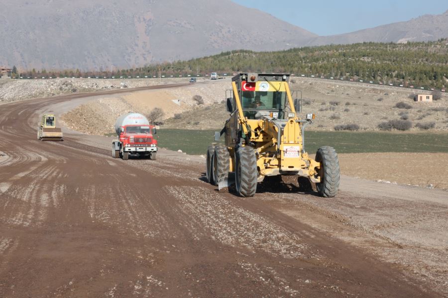 KARPUZSEKİSİ SANAYİ ALANI İÇİN YENİ İMAR YOLU AÇILDI