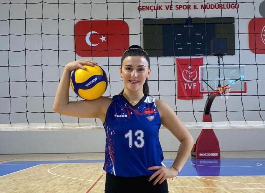 BERİL TOZLU İMZAYI ATTI