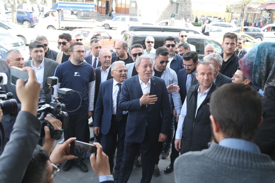 BAKAN AKAR İLE BAŞKAN BÜYÜKKILIÇ’TAN ANLAMLI ZİYARET