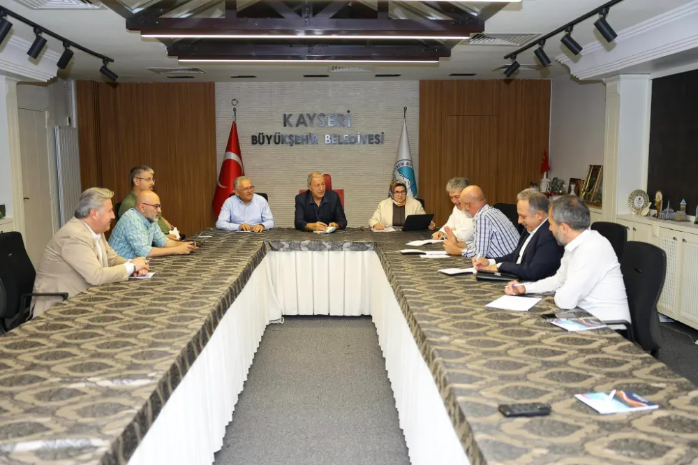 BÜYÜKŞEHİR’DE “YATIRIM VE HİZMET” ZİRVESİ