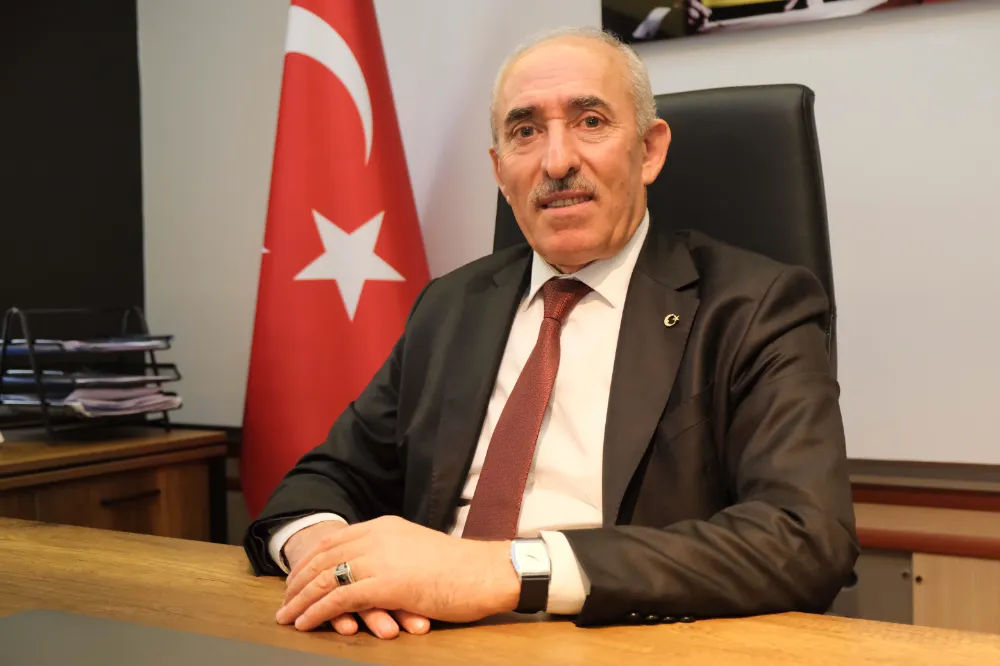 BASIN MENSUPLARI İŞLERİNİ YAPMAYA ÇALIŞIYOR