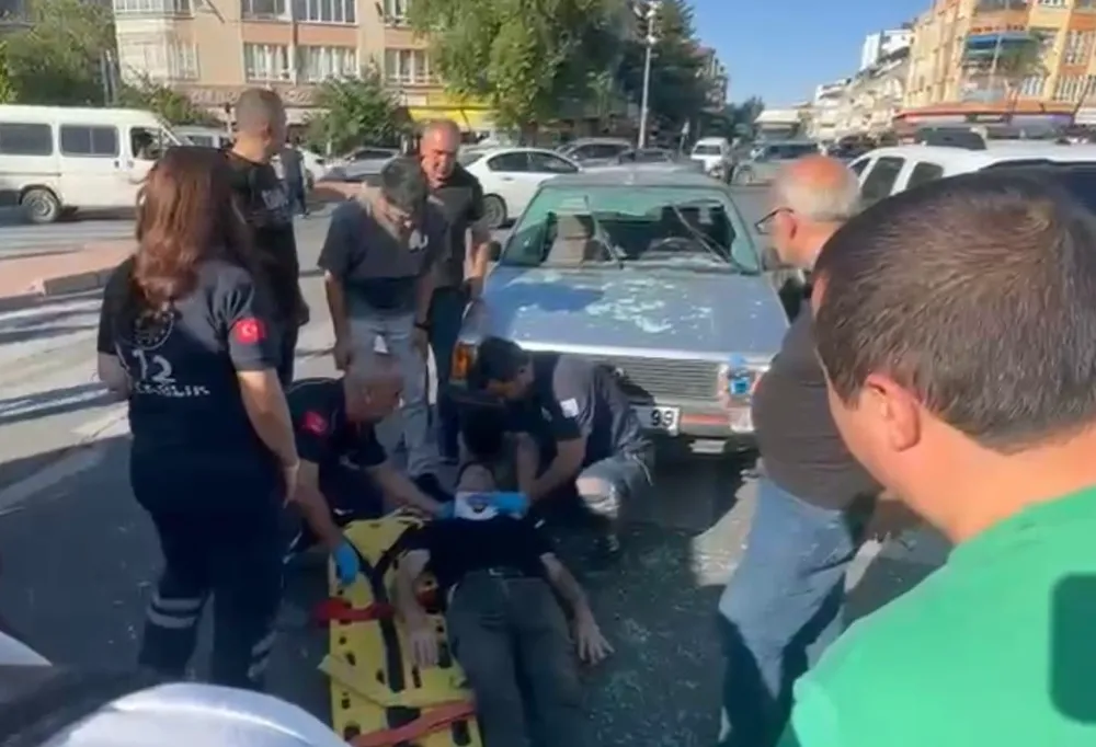 OTOMOBİL YAYAYA ÇARPTI