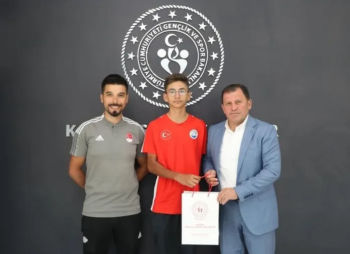 TÜRKİYE İKİNCİSİNDEN KABAKCI'YA ZİYARET