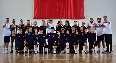 5 MİLLİ TAKIM KAYSERİ'DE KAMP YAPIYOR