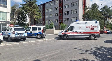 TABANCAYLA OYNARKEN KENDİNİ YARALADI!