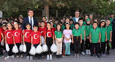 ÖĞRENCİ DOSTU BAŞKAN ÖZDOĞAN