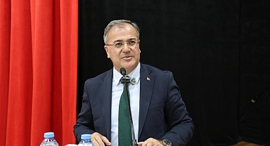 BAŞKAN ÖZDOĞAN'DAN BAYRAK GÖSTERİSİ
