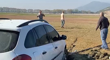 YARDIM ETMEK İSTERKEN, MAHSUR KALDILAR...