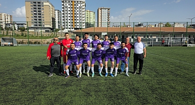 YEMLİHASPOR KAYIPSIZ İLERLİYOR...