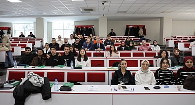 BAŞKAN ÖZDOĞAN TECRÜBELERİNİ PAYLAŞTI