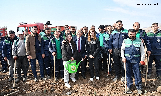 BÜYÜKKILIÇ, MİNİKLERLE FİDAN DİKTİ