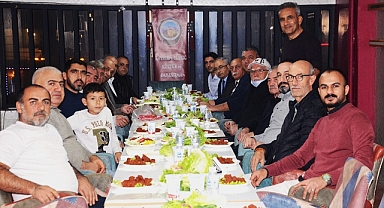 ELAZIĞLILAR, ÇİĞKÖFTE SOFRASINDA HASRET GİDERDİ