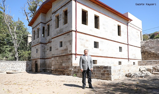 MELİKGAZİ TARİHE IŞIK TUTUYOR