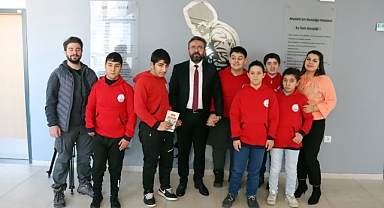 HİKAYELERİ KİTAP OLDU