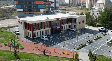 MELİKGAZİ BELEDİYESİ TAKDİR TOPLUYOR
