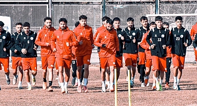 ERCİYES 38 FUTBOL KULÜBÜ 8 MAÇTIR KAYBEDİYOR!