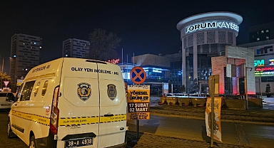 FORUM AVM'NİN BAHÇESİNDEKİ KAVGA KANLI BİTTİ!