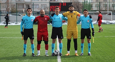 KOCASİNAN ŞİMŞEKSPOR GALİBİYETLE BAŞLADI