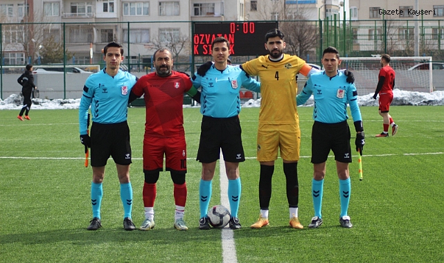KOCASİNAN ŞİMŞEKSPOR GALİBİYETLE BAŞLADI