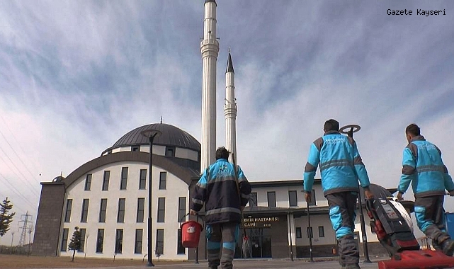 KOCASİNANDA CAMİLER, GÜL KOKACAK