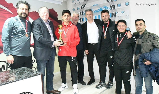 TALAS BELEDİYESPOR BAŞARIYA DOYMUYOR