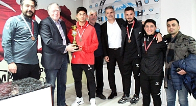 ZİRVEYE TALAS BELEDİYESPOR AMBARGOSU