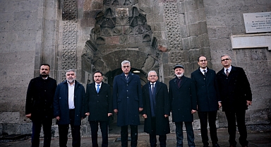 BAKAN MEMİŞOĞLU'NDAN TAM PUAN