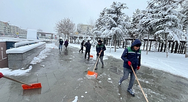 BÜYÜKŞEHİR, KARLA MÜCADELE İÇİN HAZIR KITA