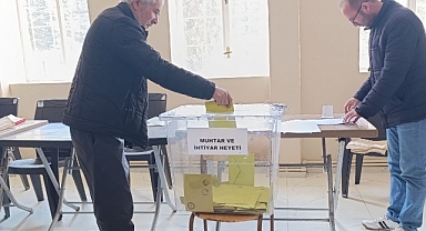 ÇAĞLAYAN MAHALLESİ MUHTARINI SEÇTİ
