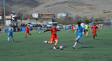 ALSANCAKSPOR’AN MUHTEŞEM GERİ DÖNÜŞ