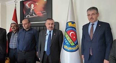 ÇOPUROĞLU'NDAN ÇİFTÇİLERE ZİYARET