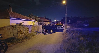 İHBARA GİDEN POLİS OTOSUNA SALDIRI: 1 GÖZALTI