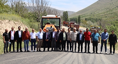 YAHYALI’DA SICAK ASFALT SERİMİ BAŞLADI