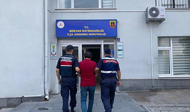 FETÖ ÜYESİ ŞAHIS JANDARMADAN KAÇAMADI