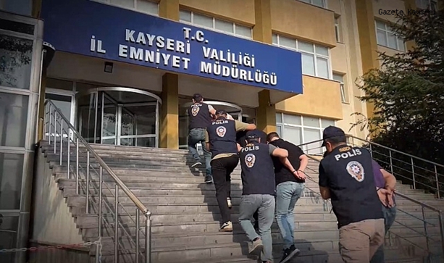 7 DOLANDIRICI YAKALANDI