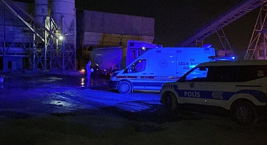 EKMEK KAPISI, CANINI ALDI!