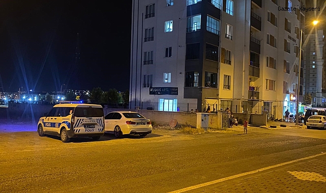 KARDEŞİNİ BIÇAKLADI! SEBEBİ HAYRETE DÜŞÜRDÜ