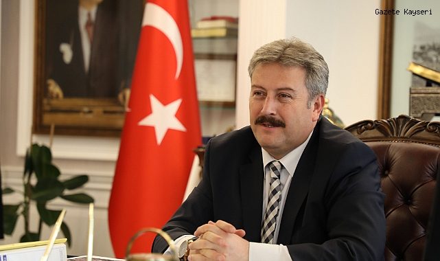 MELİKGAZİ BELEDİYESİ'NDEN ÖĞRENCİLERE DESTEK