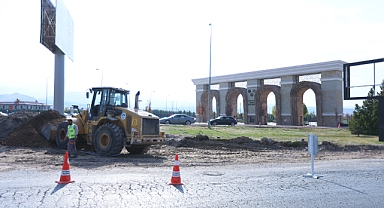 ERÜ KAVŞAĞI'NDAKİ ÇALIŞMA DEVAM EDİYOR