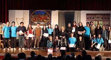 ULUHAN KÜLTÜR MERKEZİ “GUGUK KUŞU (PIRPIR)” ADLI OYUNU SAHNELEDİ