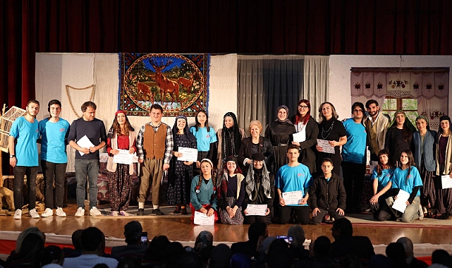 ULUHAN KÜLTÜR MERKEZİ “GUGUK KUŞU (PIRPIR)” ADLI OYUNU SAHNELEDİ