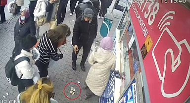 DÖVİZ DÜŞÜREN VATANDAŞ, PARASINA KAVUŞTU