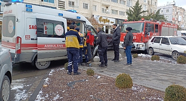 KURUYEMİŞÇİ DEPOSUNDA YANGIN