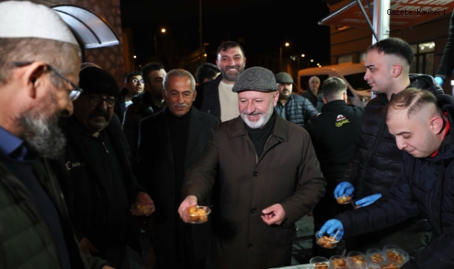 BAŞKAN ÇOLAKBAYRAKDAR SAHADA