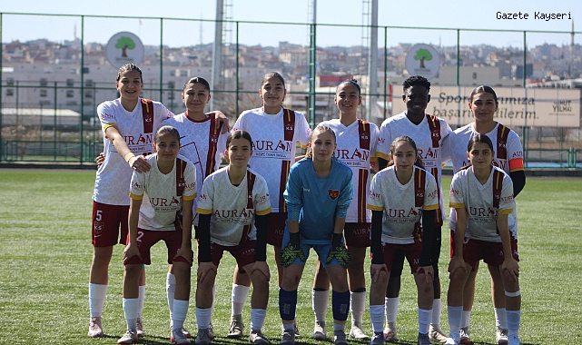KAYSERİ KADIN FK FARKLI KAZANDI
