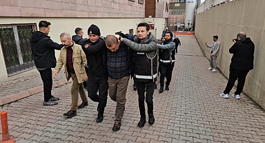 OPERASYONDA GÖZALTINA ALINAN 9 KİŞİ ADLİYEDE